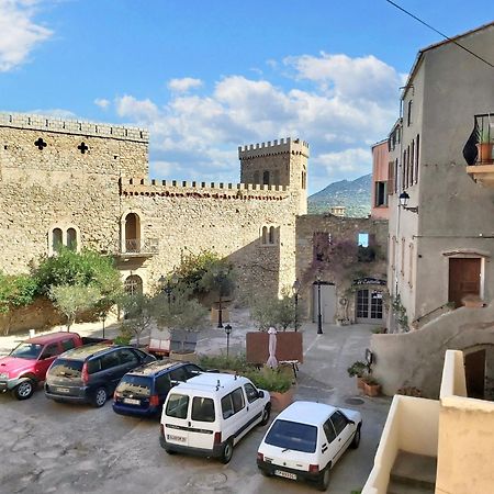 Appartement Spacieux A Algajola Алгайола Екстериор снимка